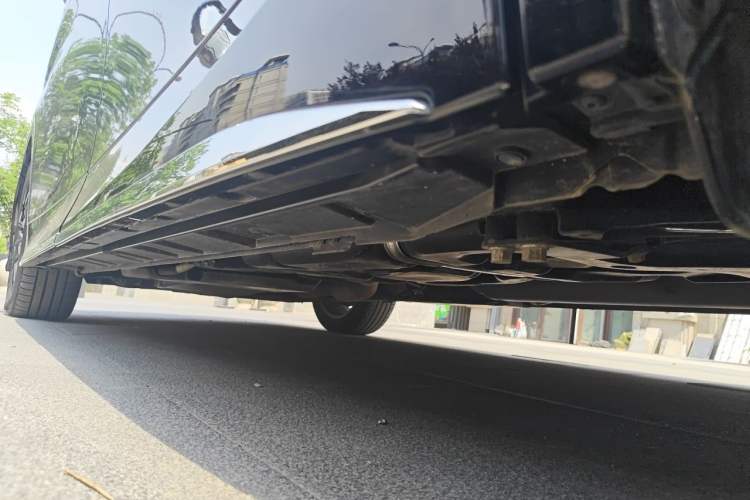 Used Toyota Vellfire 2024 Crown Dual-Engine 2.5L Supreme Executive Edition Chassis Rear Left