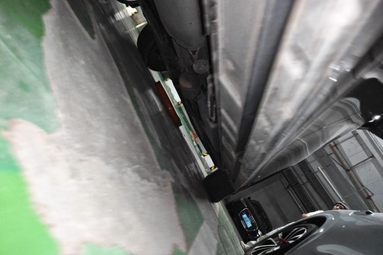 Used Toyota Vellfire 2024 Crown Dual-Engine 2.5L Supreme Executive Edition Chassis Rear Right