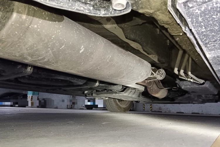 Used Toyota Vellfire 2024 Crown Dual-Engine 2.5L Supreme Executive Edition Chassis Rear Right