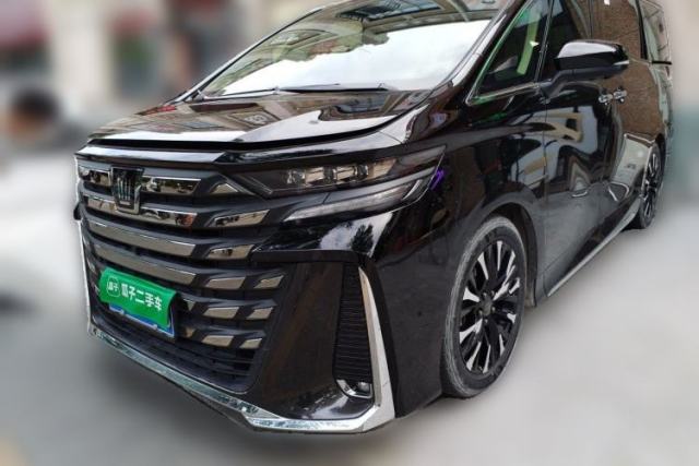 Ojetý Toyota Vellfire 2024 Crown Dual-Engine 2.5L Supreme Executive Edition