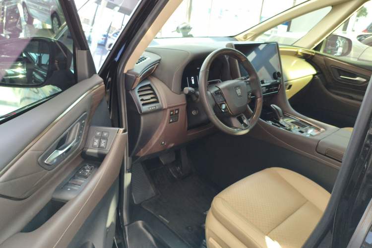 Used Toyota Vellfire 2024 Crown Dual-Engine 2.5L Supreme Executive Edition Driver Seat