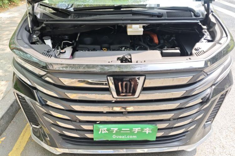 Used Toyota Vellfire 2024 Crown Dual-Engine 2.5L Ultimate Edition Engine Bay