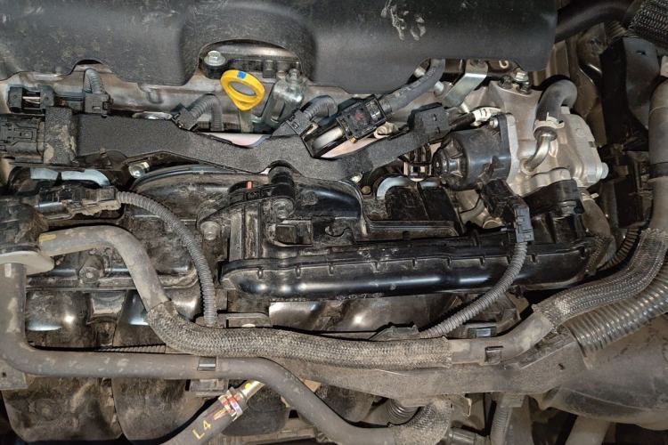 Used Toyota Vellfire 2024 Crown Dual-Engine 2.5L Ultimate Edition Engine Bay