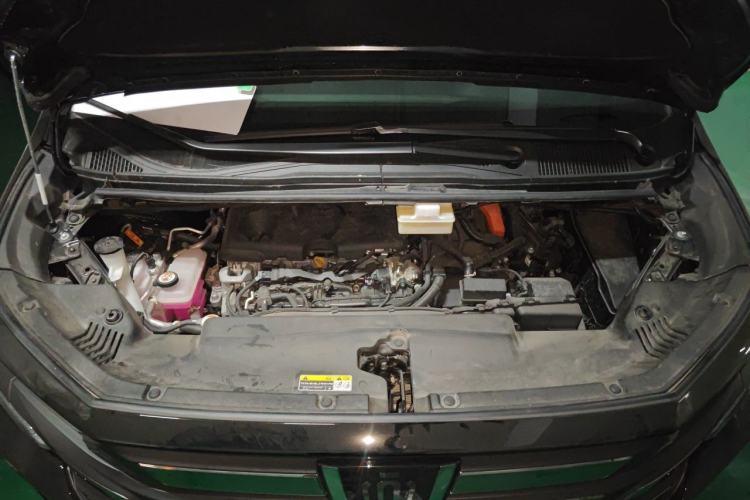Used Toyota Vellfire 2024 Crown Dual-Engine 2.5L Supreme Executive Edition Engine Bay