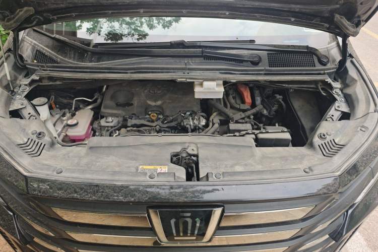 Used Toyota Vellfire 2024 Crown Dual-Engine 2.5L Ultimate Edition Engine Bay