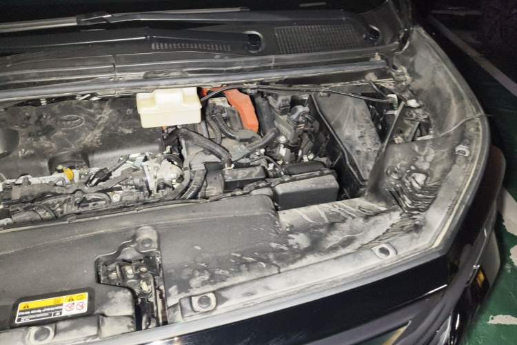 Used Toyota Vellfire 2024 Crown Dual-Engine 2.5L Ultimate Edition Engine Bay Left