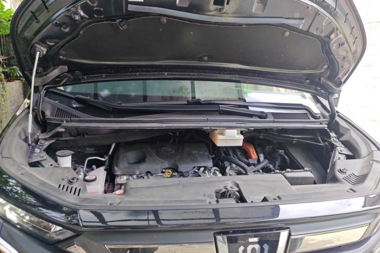 Used Toyota Vellfire 2024 Crown Dual-Engine 2.5L Supreme Executive Edition Engine Bay