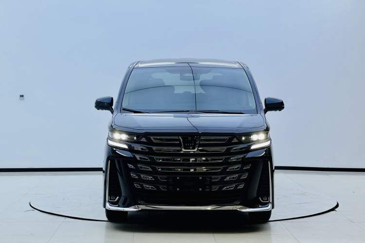 Used Toyota Vellfire 2024 Crown Dual-Engine 2.5L Ultimate Edition Exterior 1