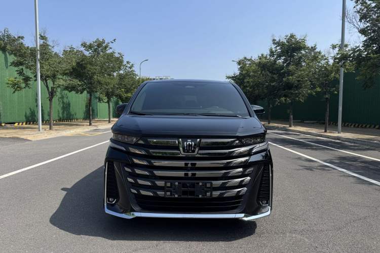 Used Toyota Vellfire 2024 Crown Dual-Engine 2.5L Supreme Executive Edition Exterior 2