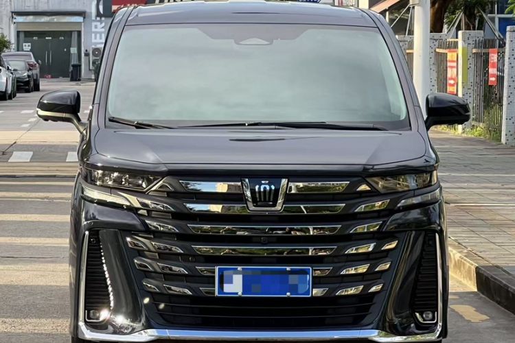 Used Toyota Vellfire 2024 Crown Dual-Engine 2.5L Ultimate Edition Exterior 6