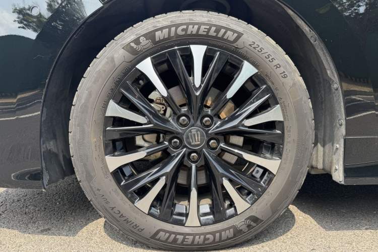 Used Toyota Vellfire 2024 Crown Dual-Engine 2.5L Supreme Executive Edition Exterior 8