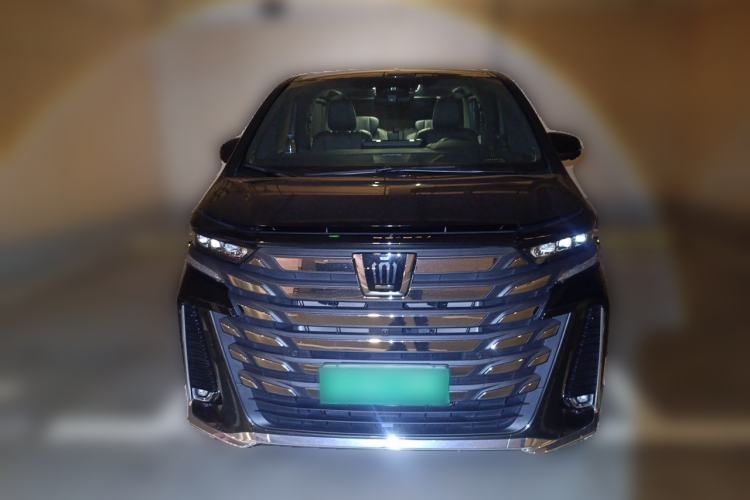 Used Toyota Vellfire 2024 Crown Dual-Engine 2.5L Ultimate Edition Front