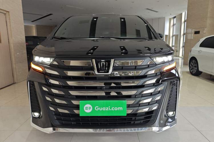 Used Toyota Vellfire 2024 Crown Dual-Engine 2.5L Ultimate Edition Front