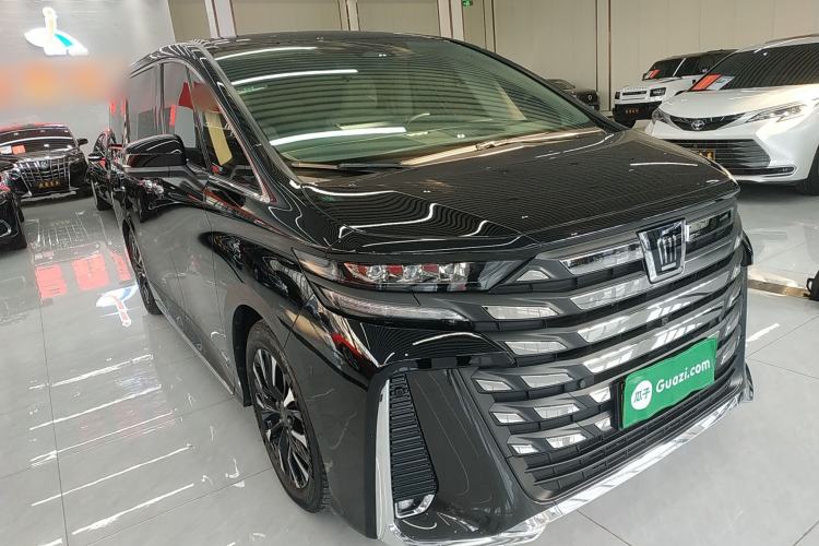 Used Toyota Vellfire 2024 Crown Dual-Engine 2.5L Supreme Executive Edition Front Right 45 Deg
