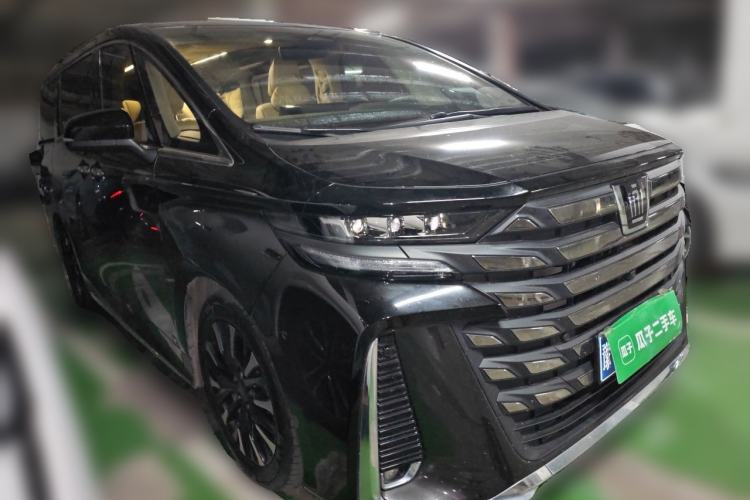 Used Toyota Vellfire 2024 Crown Dual-Engine 2.5L Supreme Executive Edition Front Right 45 Deg