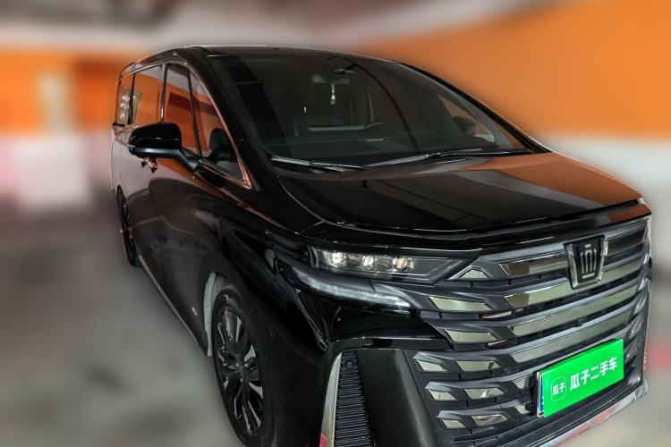 Used Toyota Vellfire 2024 Crown Dual-Engine 2.5L Ultimate Edition Front Right 45 Deg