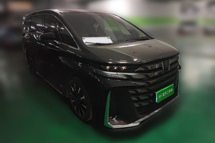 Used Toyota Vellfire 2024 Crown Dual-Engine 2.5L Supreme Executive Edition Front Right 45 Deg