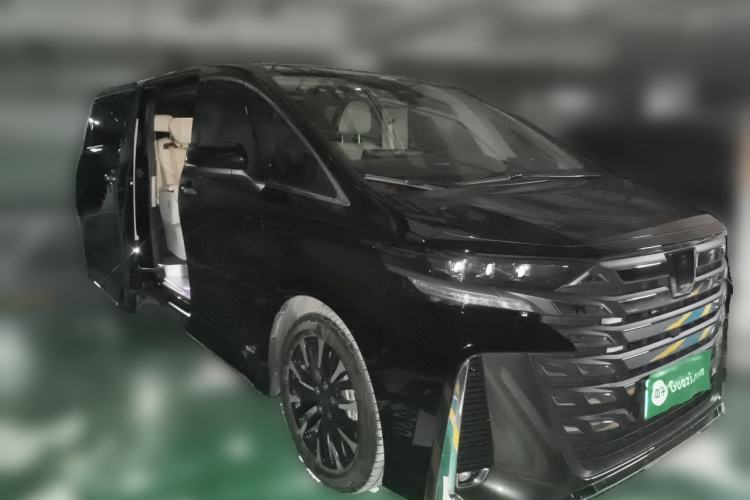 Used Toyota Vellfire 2024 Crown Dual-Engine 2.5L Ultimate Edition Front Right 45 Deg