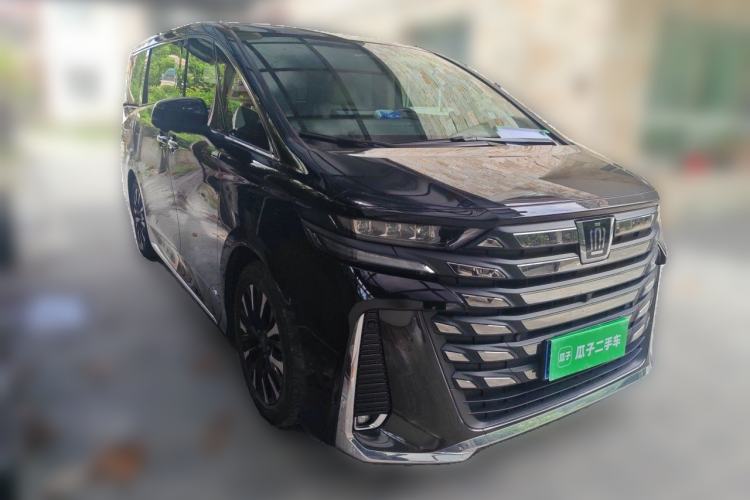 Used Toyota Vellfire 2024 Crown Dual-Engine 2.5L Supreme Executive Edition Front Right 45 Deg