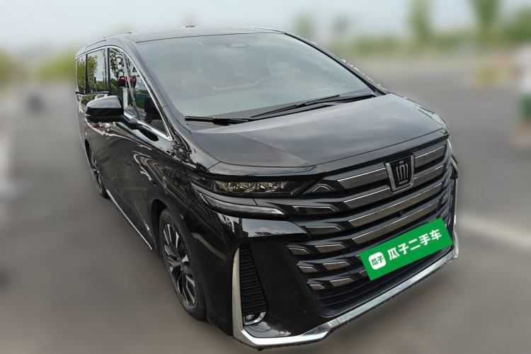 Used Toyota Vellfire 2024 Crown Dual-Engine 2.5L Ultimate Edition Front Right 45 Deg