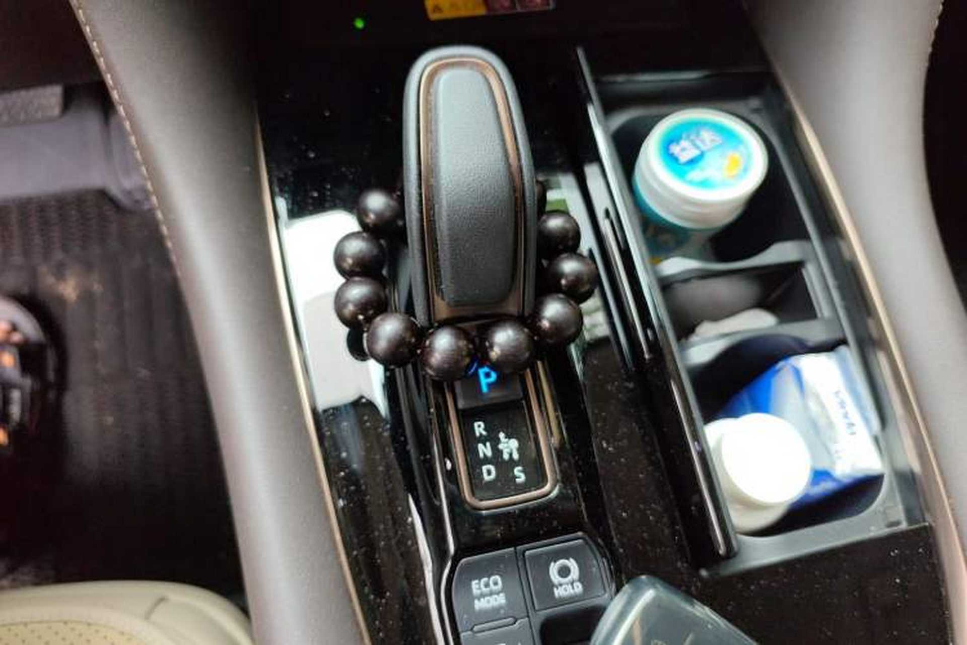 Used Toyota Vellfire 2024 Crown Dual-Engine 2.5L Ultimate Edition Gear Lever