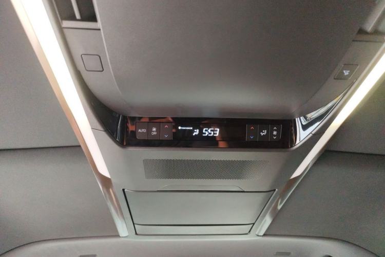 Used Toyota Vellfire 2024 Crown Dual-Engine 2.5L Ultimate Edition Headliner