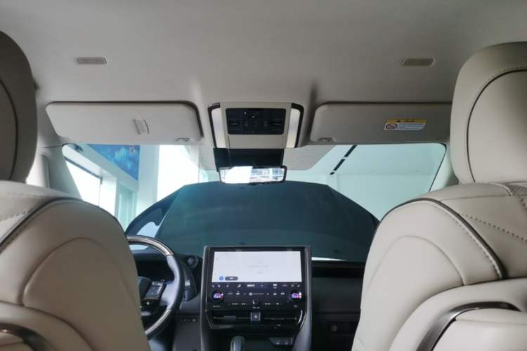 Used Toyota Vellfire 2024 Crown Dual-Engine 2.5L Ultimate Edition Headliner