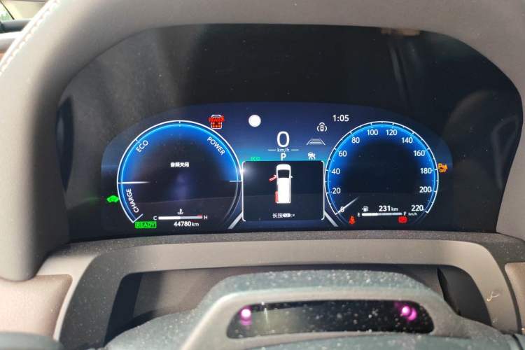 Used Toyota Vellfire 2024 Crown Dual-Engine 2.5L Supreme Executive Edition Instrument Cluster