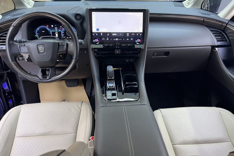 Used Toyota Vellfire 2024 Crown Dual-Engine 2.5L Ultimate Edition Interior 1
