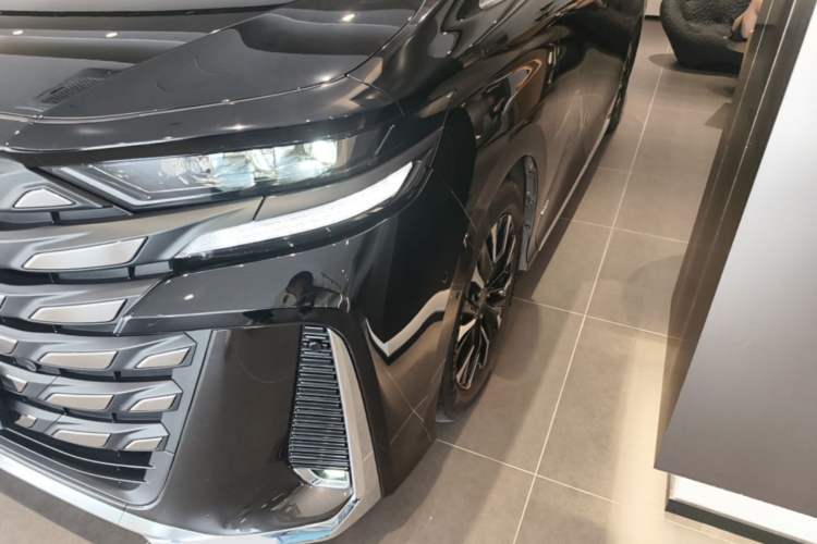Used Toyota Vellfire 2024 Crown Dual-Engine 2.5L Supreme Executive Edition Left Front Headlight