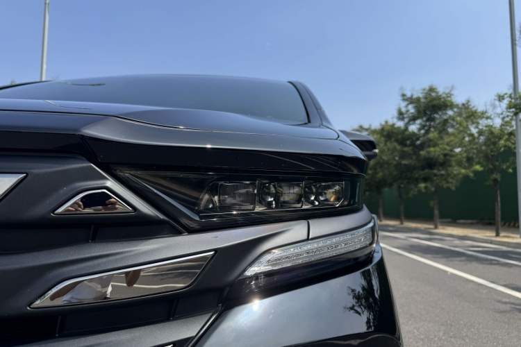 Used Toyota Vellfire 2024 Crown Dual-Engine 2.5L Supreme Executive Edition Left Front Headlight