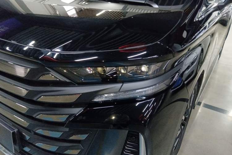 Used Toyota Vellfire 2024 Crown Dual-Engine 2.5L Ultimate Edition Left Front Headlight