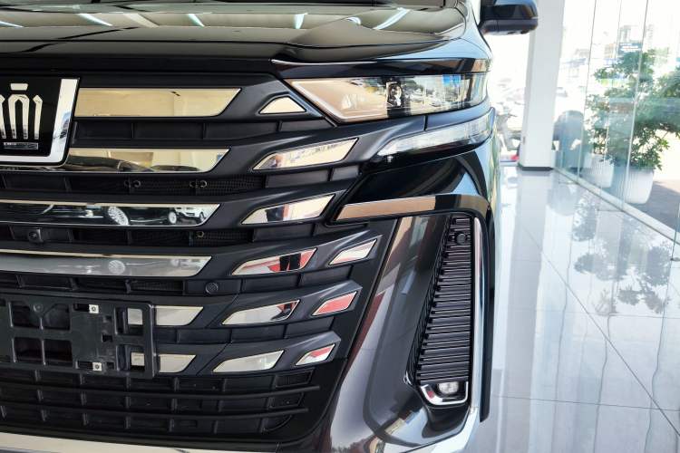 Used Toyota Vellfire 2024 Crown Dual-Engine 2.5L Ultimate Edition Left Front Headlight