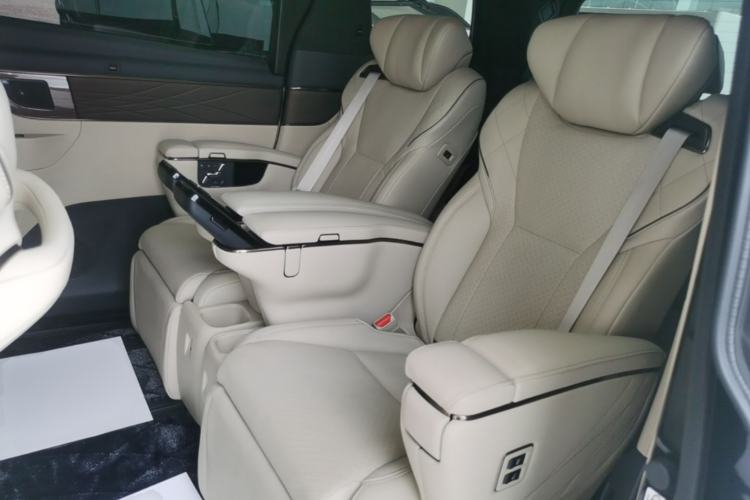 Used Toyota Vellfire 2024 Crown Dual-Engine 2.5L Ultimate Edition Left Rear Seat