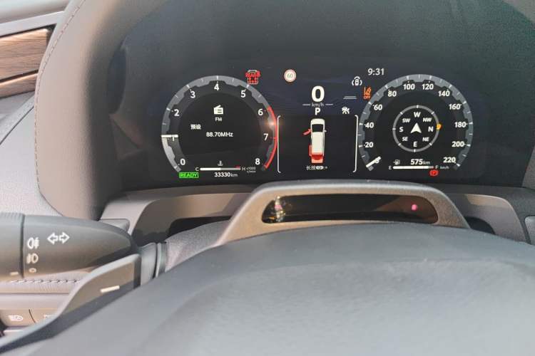 Used Toyota Vellfire 2024 Crown Dual-Engine 2.5L Supreme Executive Edition Odometer Close Up