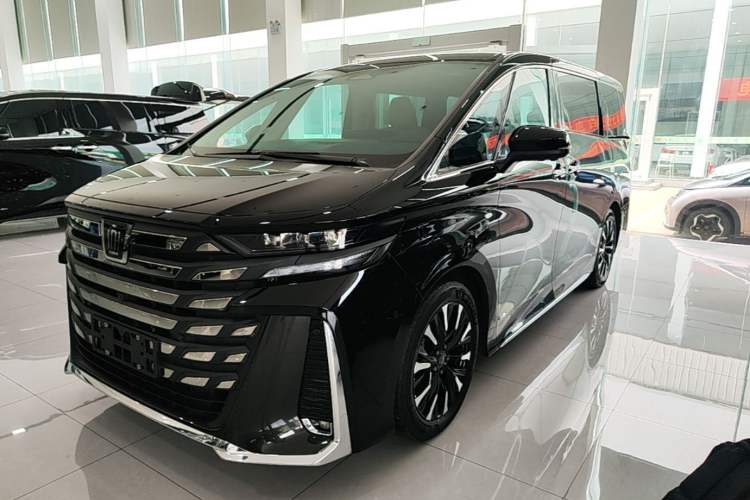Toyota Vellfire 2024 Crown Dual-Engine 2.5L Supreme Executive Edition