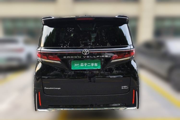 Used Toyota Vellfire 2024 Crown Dual-Engine 2.5L Ultimate Edition Rear