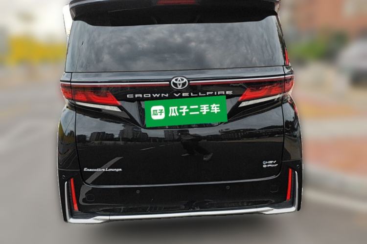 Used Toyota Vellfire 2024 Crown Dual-Engine 2.5L Supreme Executive Edition Rear
