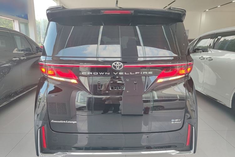 Used Toyota Vellfire 2024 Crown Dual-Engine 2.5L Supreme Executive Edition Rear