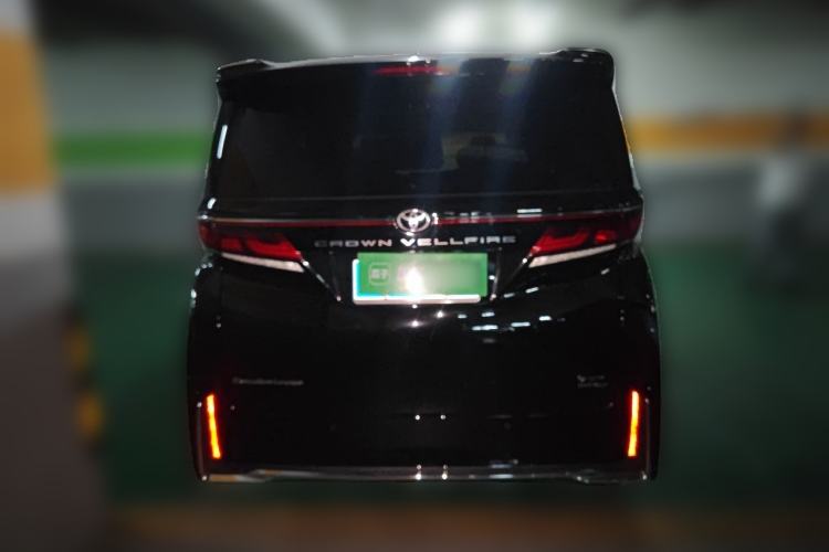 Used Toyota Vellfire 2024 Crown Dual-Engine 2.5L Supreme Executive Edition Rear