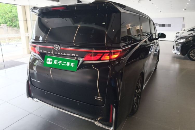 Used Toyota Vellfire 2024 Crown Dual-Engine 2.5L Ultimate Edition Rear