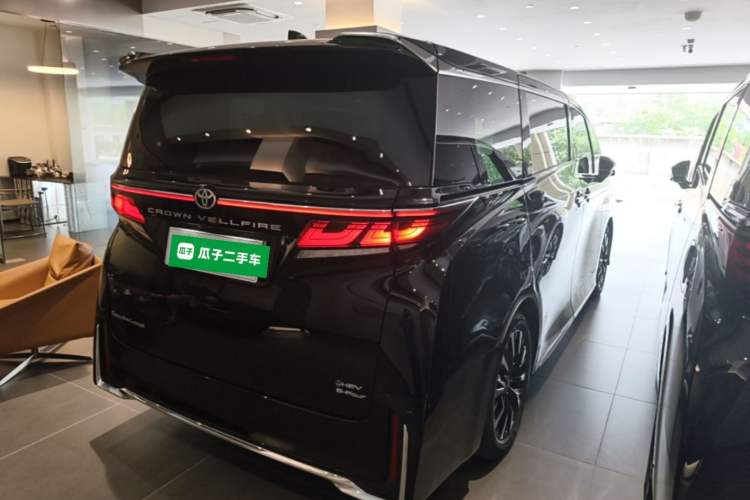 Used Toyota Vellfire 2024 Crown Dual-Engine 2.5L Supreme Executive Edition Rear Right 45 Deg