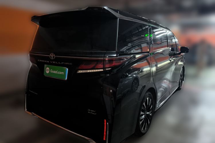 Used Toyota Vellfire 2024 Crown Dual-Engine 2.5L Ultimate Edition Rear Right 45 Deg