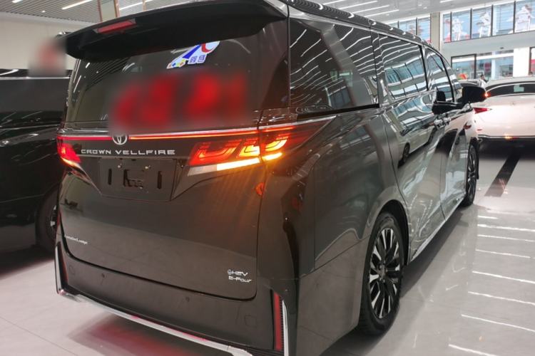 Used Toyota Vellfire 2024 Crown Dual-Engine 2.5L Supreme Executive Edition Rear Right 45 Deg