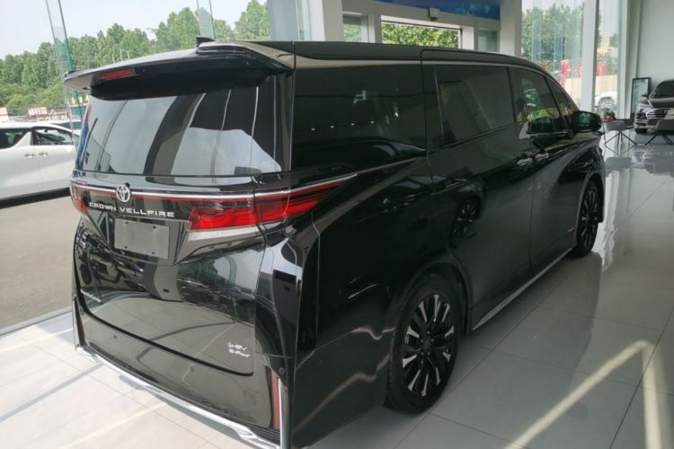 Used Toyota Vellfire 2024 Crown Dual-Engine 2.5L Ultimate Edition Rear Right 45 Deg