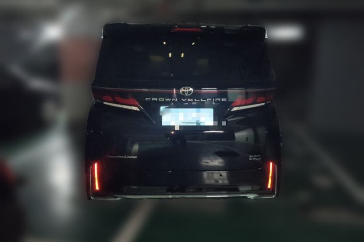 Used Toyota Vellfire 2024 Crown Dual-Engine 2.5L Ultimate Edition Rear