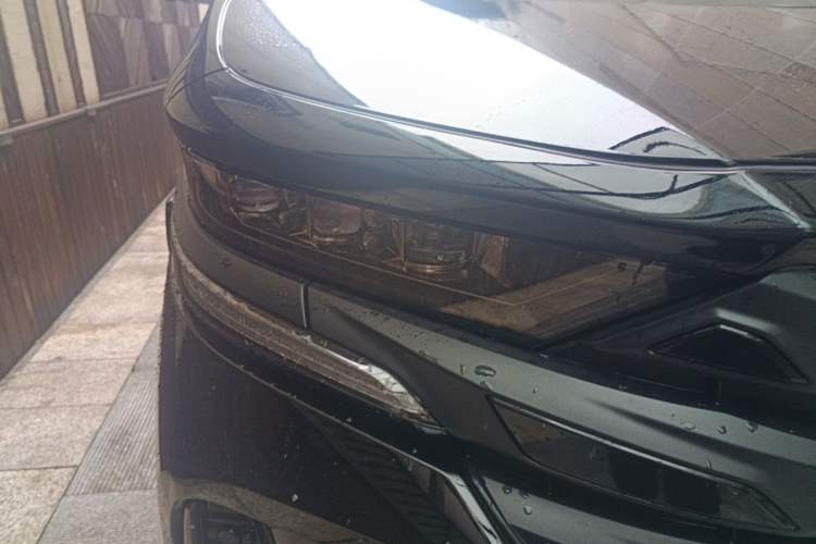Used Toyota Vellfire 2024 Crown Dual-Engine 2.5L Supreme Executive Edition Right Front Headlight