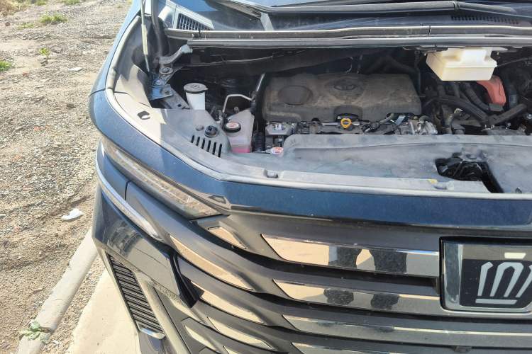 Used Toyota Vellfire 2024 Crown Dual-Engine 2.5L Ultimate Edition Right Front Headlight