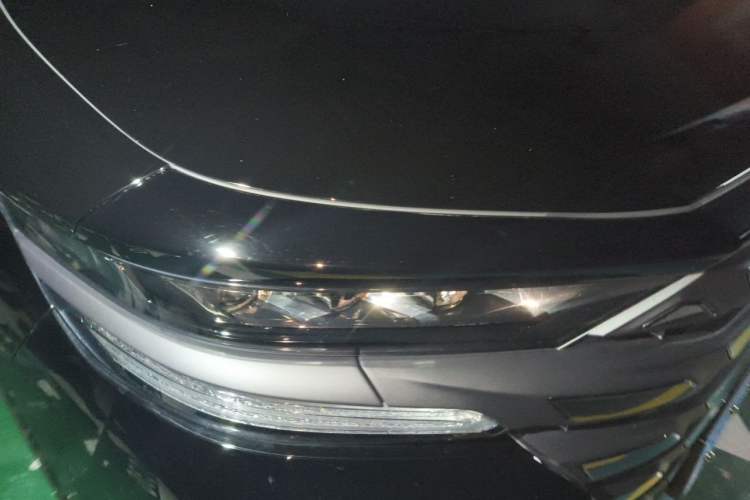 Used Toyota Vellfire 2024 Crown Dual-Engine 2.5L Ultimate Edition Right Front Headlight
