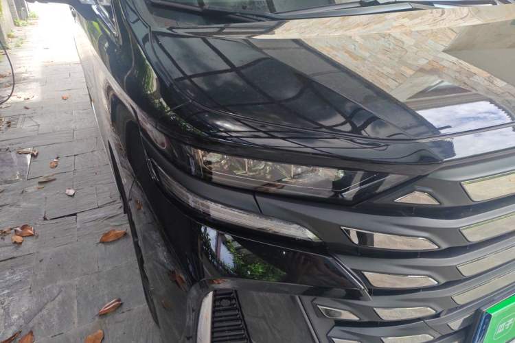 Used Toyota Vellfire 2024 Crown Dual-Engine 2.5L Supreme Executive Edition Right Front Headlight